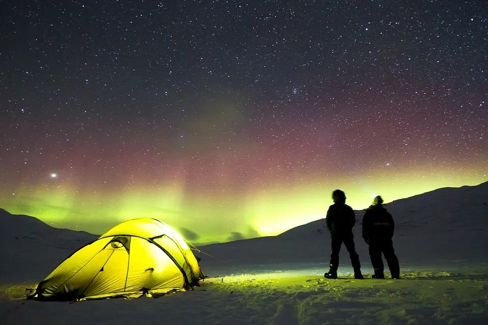 Nordlys over telt i camp villmark
